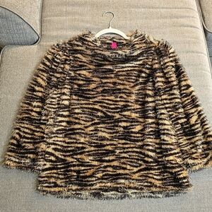 Vince Camuto Tiger Print Fuzzy Textured Boho Fun Casual Top Sweater Size Small